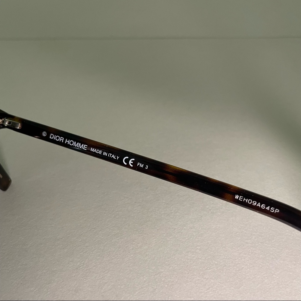 DIOR Homme Tortoiseshell Rectangular Sunglasses - Picture 5 of 8